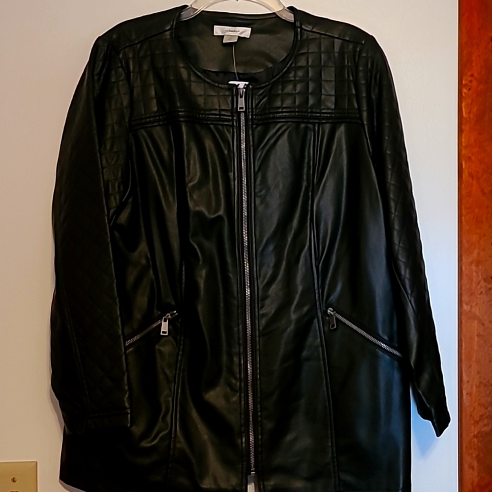 NWT C j Banks faux black leather zip front jacket Sz X